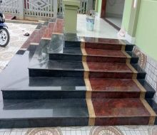 Đá hoa cương cầu thang 1.325