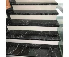 Cầu thang đá hoa cương đen tia chớp Cầu thang đá hoa cương đen tia chớp