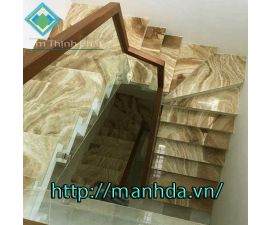 Cầu thang đá hoa cương vân gỗ ý Cầu thang đá hoa cương vân gỗ ý